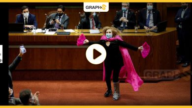 برلمانية ترقص بطريقة يابانية