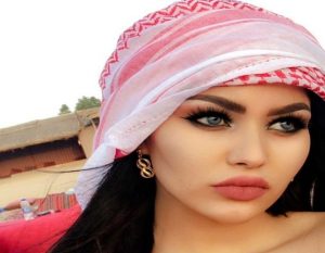 ملكة جمال المغرب تدافع عن سعد لمجرد