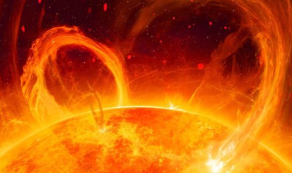 الدورة الشمسية الحالية عواصفها قد "تصهر لحوم البشر".. علماء يحذرون من دمار الأرض واقتراب نهاية العالم