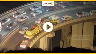 سقوط سيارة من أعلى جسر في السعودية