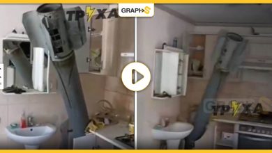 بالفيديو|| سقوط صاروخ روسي داخل أحد المنازل بأوكرانيا دون أن تنفجر .. كأنّه خشبة