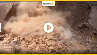 بالفيديو|| انهيار صخري في سلطنة عمان أدى لوقوع عدد من الضحايا والإصابات