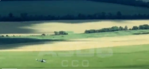 بالفيديو || لحظة إسقاط مروحية روسية بأوكرانيا.. حولها الصاروخ لكرة ملتهبة تحلق بالسماء
