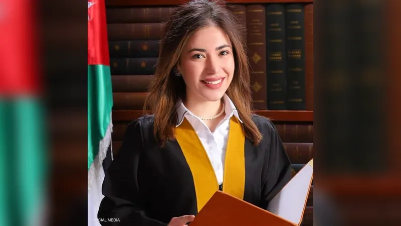 طبيبة أردنية تلقي بنفسها من الطابق التاسع في عاصمة بلادها تاركة خلفها رسالة