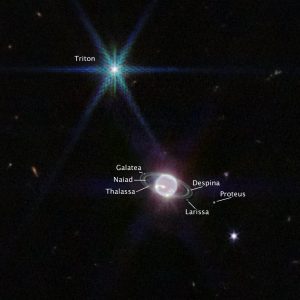 تلسكوب جيمس ويب يلتقط صوراً جديدة مذهلة لحلقات نبتون