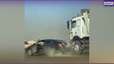 شاهد شاب مصري يقود سيارته بطريقة متهورة يغضب سائق شاحنة