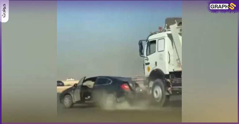 شاهد شاب مصري يقود سيارته بطريقة متهورة يغضب سائق شاحنة