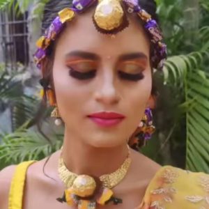 شاهد: تسريحة شعر مصنوعة من الشوكلاتة لعروس هندية 