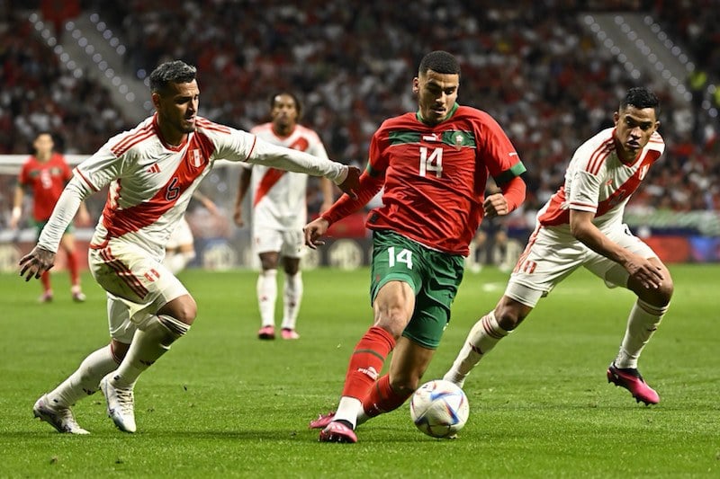 منتخب المغرب يفقد الورقة الرابحة أمام البيرو