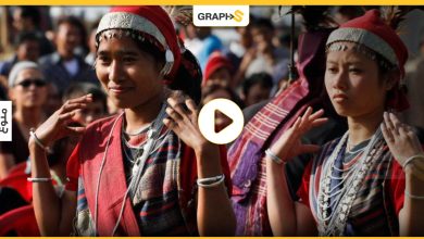 بالفيديو|| هندي يمارس طقوس غريبة لعلاج المرضى "المعاقين حركيا"